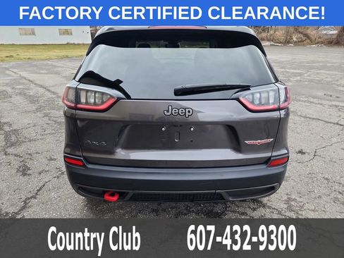 Used 2021 Jeep Cherokee Trailhawk AWD/4WD image 7