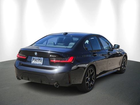 New 2026 BMW 330i Sedan w/ M Sport Package RWD image 6