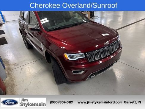 Used 2019 Jeep Grand Cherokee Overland AWD/4WD image 32
