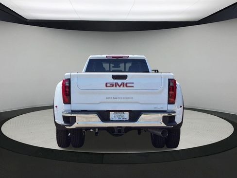 New 2026 GMC Sierra 3500 SLE w/ SLE Value Package AWD/4WD image 4