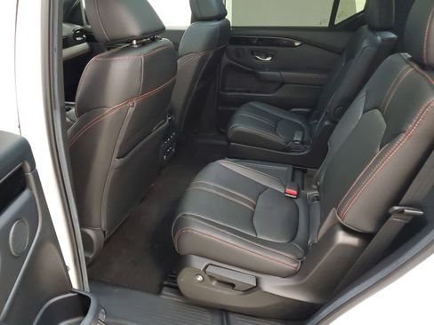 Used 2024 Honda Pilot TrailSport image 21