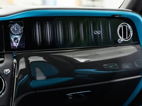 New 2026 Rolls-Royce Cullinan Black Badge image 45