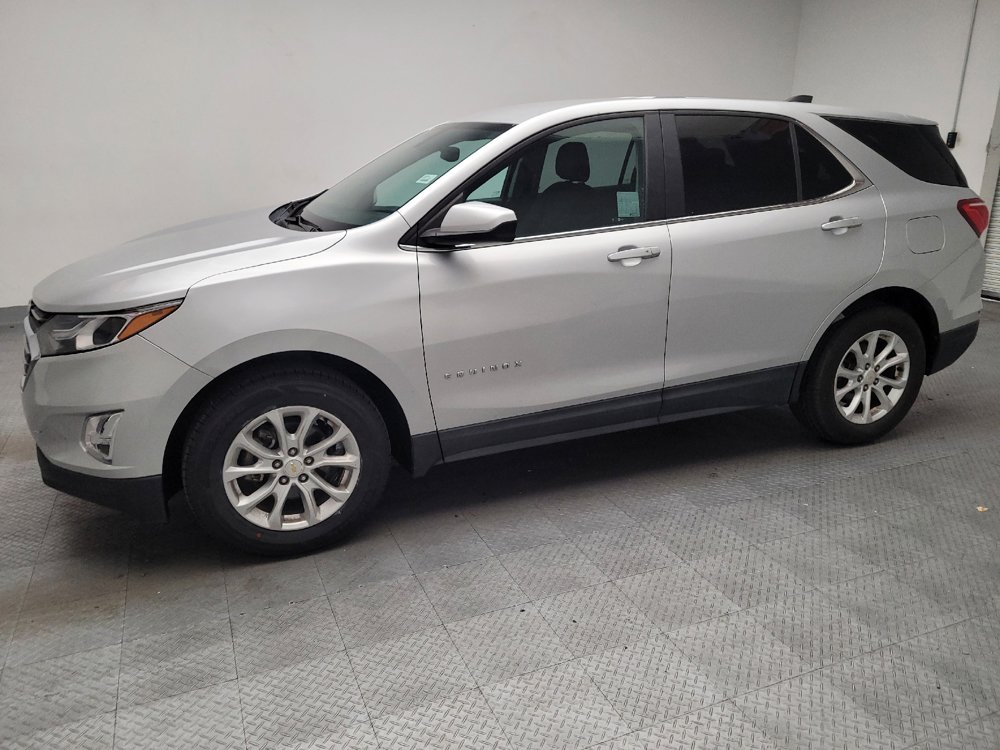 Used 2018 Chevrolet Equinox LT FWD image 2