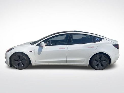 Used 2021 Tesla Model 3 Standard Range Plus RWD image 3