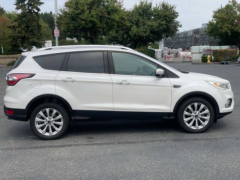 Used 2017 Ford Escape Titanium FWD image 7