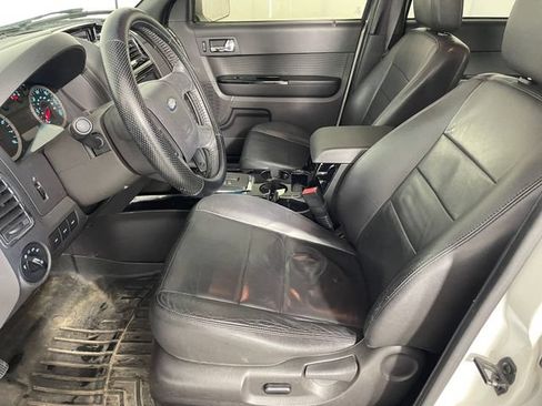 Used 2012 Ford Escape Limited AWD/4WD image 2
