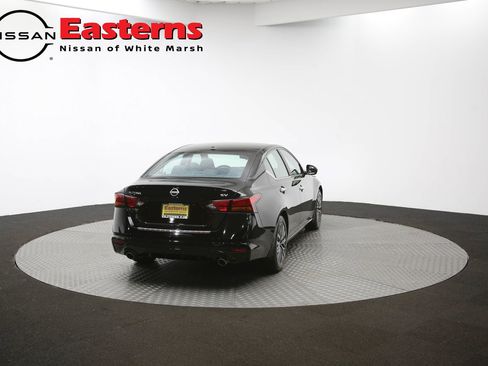 Used 2023 Nissan Altima 2.5 SV w/ SV Premium Package image 58