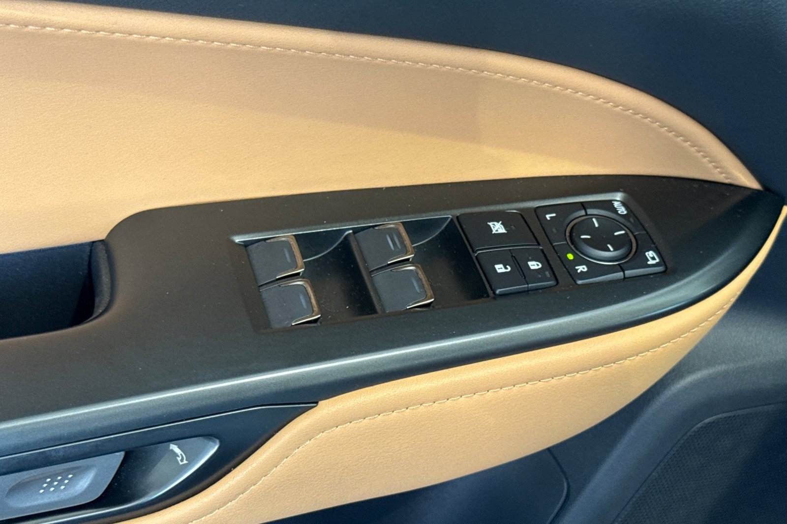 Certified 2026 Lexus NX 350 AWD w/ Accessory Package (K3) image 13