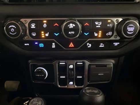 Used 2025 Jeep Wrangler Unlimited Sahara w/ Safety Group image 48