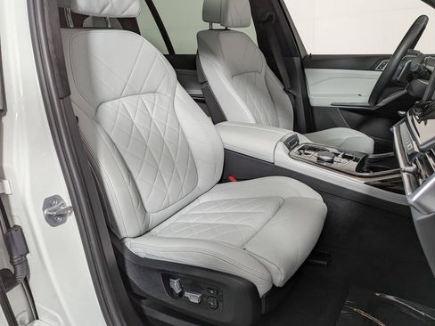Certified 2023 BMW X7 xDrive40i image 36