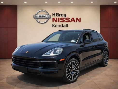 Used 2020 Porsche Cayenne AWD/4WD image 3