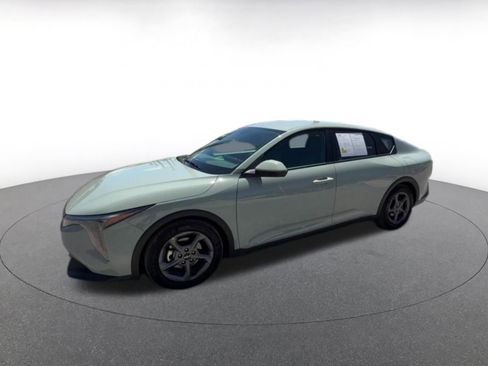Used 2025 Kia K4 FWD image 8