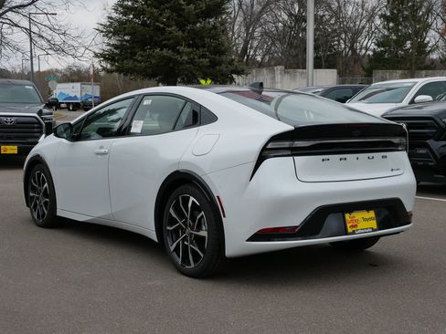 New 2026 Toyota Prius Plug-In Hybrid image 3