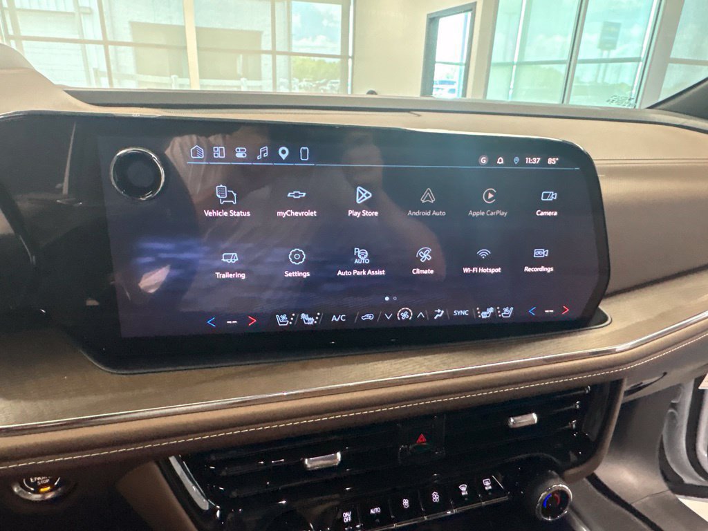 New 2026 Chevrolet Tahoe High Country AWD/4WD image 13