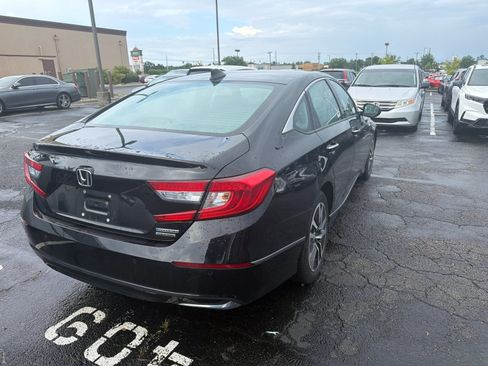Used 2019 Honda Accord Touring image 17