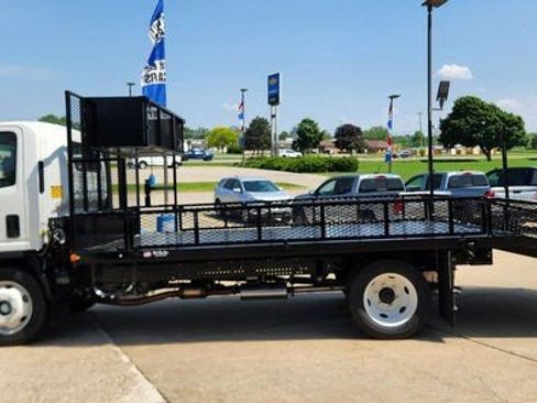 New 2025 Chevrolet Low Cab Forward 5500XG image 3