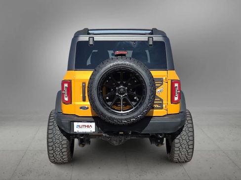 Used 2021 Ford Bronco Badlands image 7