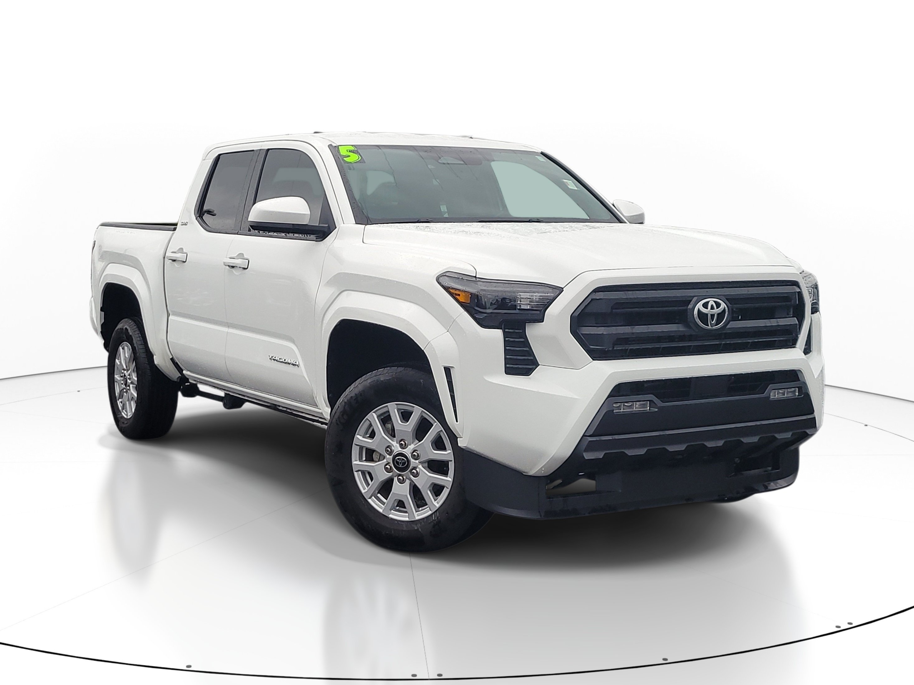 Used 2025 Toyota Tacoma SR5 RWD image 1