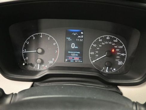 Used 2023 Toyota Corolla Cross L image 10