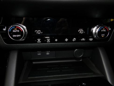 New 2025 Mitsubishi Outlander ES image 20