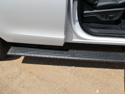 New 2027 Ford Expedition Platinum w/ Stealth Appearance Package AWD/4WD image 10