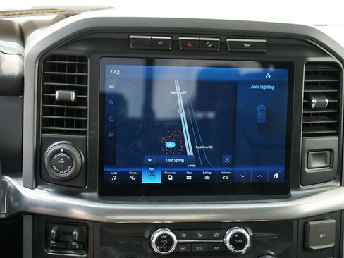 Used 2021 Ford F150 Lariat image 23