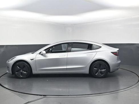 Used 2018 Tesla Model 3 Long Range RWD image 3