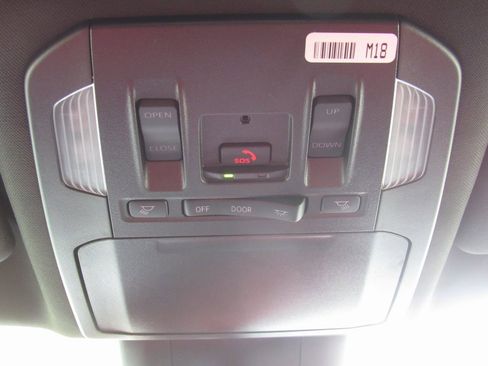 New 2025 Toyota Highlander XSE image 29