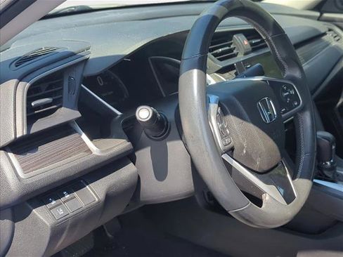 Used 2020 Honda Civic EX image 8