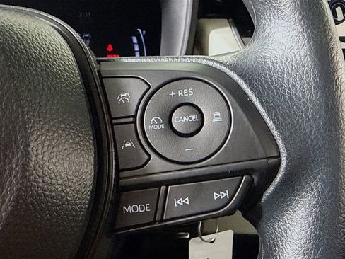 Used 2026 Toyota Corolla LE FWD image 13