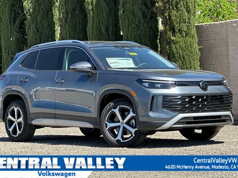 New 2026 Volkswagen Tiguan SE image 1