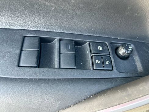 Certified 2025 Toyota Corolla SE FWD image 12