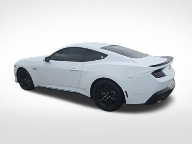 Used 2026 Ford Mustang GT RWD image 5