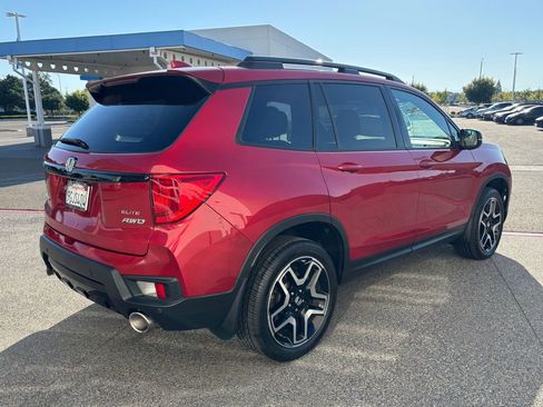 Used 2023 Honda Passport Elite image 5
