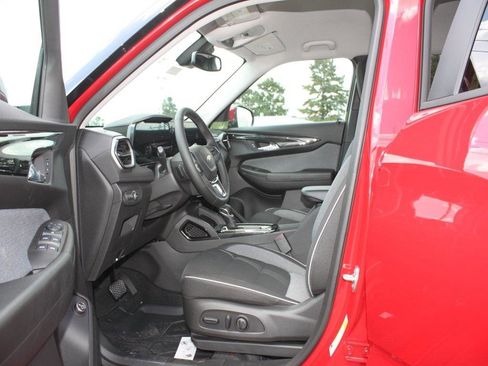 New 2026 Chevrolet TrailBlazer LT w/ Convenience Package image 9