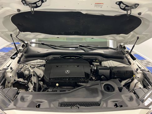 Used 2023 Acura MDX SH-AWD w/ Technology Package image 29