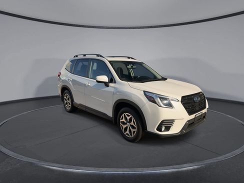 Certified 2023 Subaru Forester Premium image 2