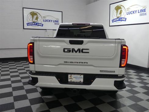 Used 2022 GMC Sierra 1500 Elevation w/ LPO, Elevation Black Package image 8