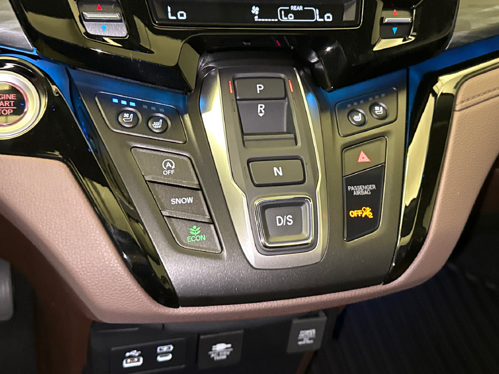 New 2027 Honda Odyssey Elite image 29