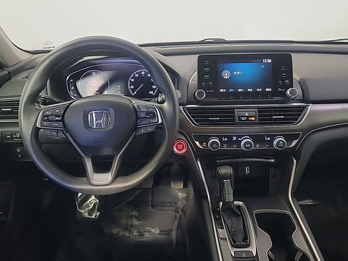 Used 2018 Honda Accord LX image 18