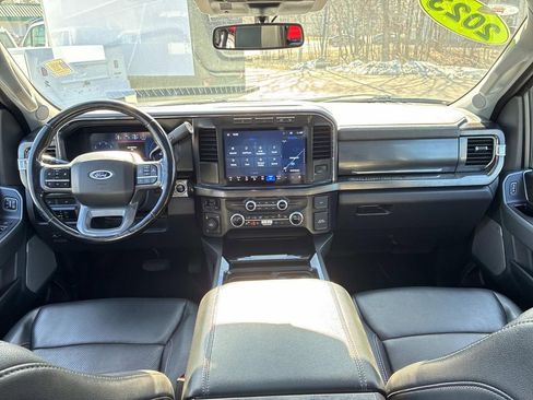 Used 2023 Ford F350 Lariat w/ Sport Appearance Package image 15
