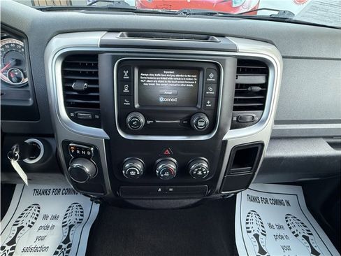 Used 2016 RAM 1500 Classic SLT image 36