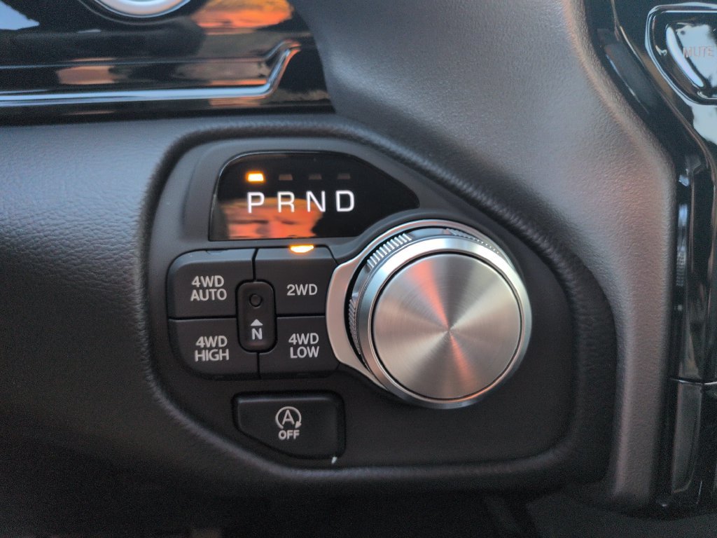 Used 2026 RAM 1500 Laramie AWD/4WD image 24