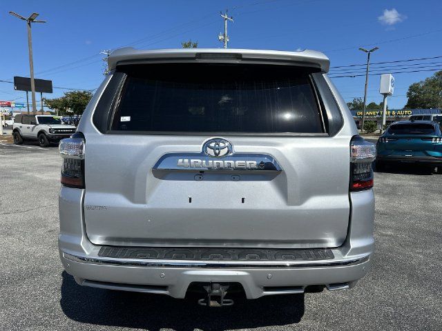Used 2018 Toyota 4Runner Limited AWD/4WD image 28
