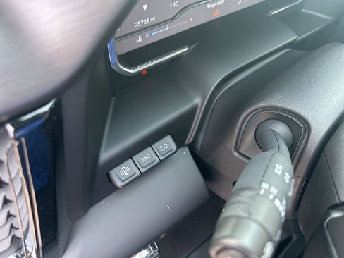 Certified 2024 GMC Sierra 1500 AT4X image 11