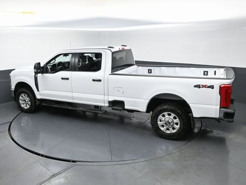 Used 2024 Ford F350 XLT image 47