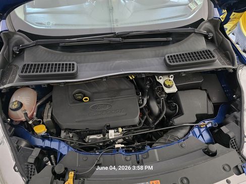 Used 2017 Ford Escape SE AWD/4WD image 10