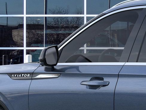 New 2026 Lincoln Aviator AWD image 20