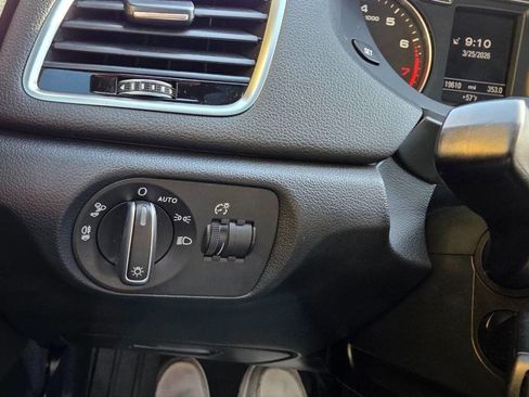 Used 2016 Audi Q3 2.0T Prestige image 26