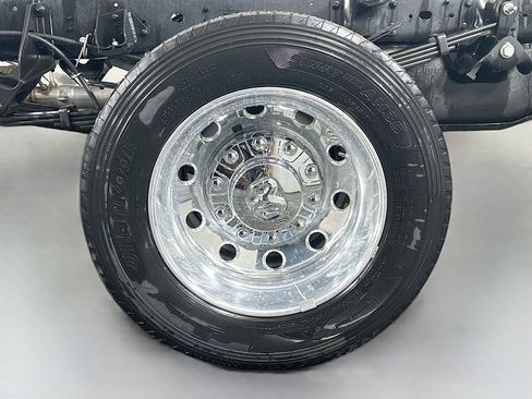 New 2026 RAM 5500 Tradesman w/ Chrome Appearance Group image 17